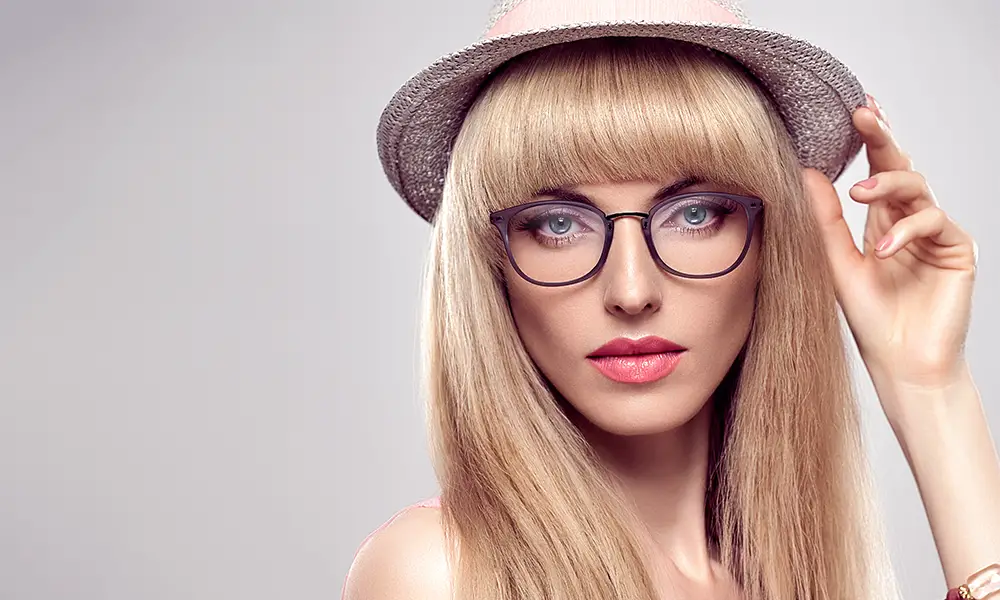 31.-bangs-with-glasses-hairstyle-ideas