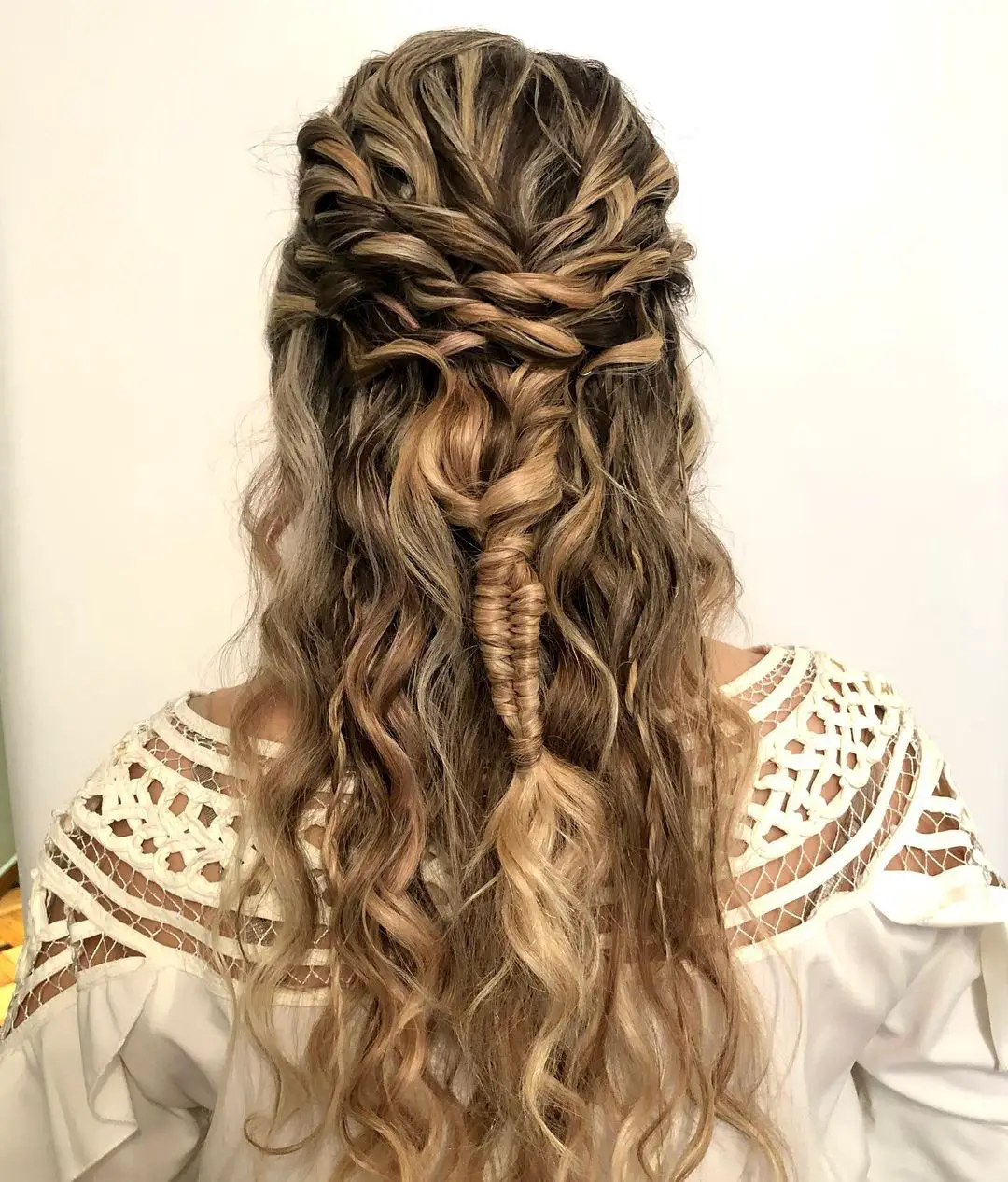 31-best-half-up-half-down-hairstyles-for-curly-hair Boho Twists with Fishplait Detail