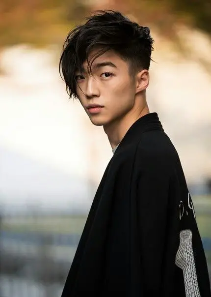 100-best-asian-menand-8217-s-hairstyles-trending-this-year Super Long Angular Fringe