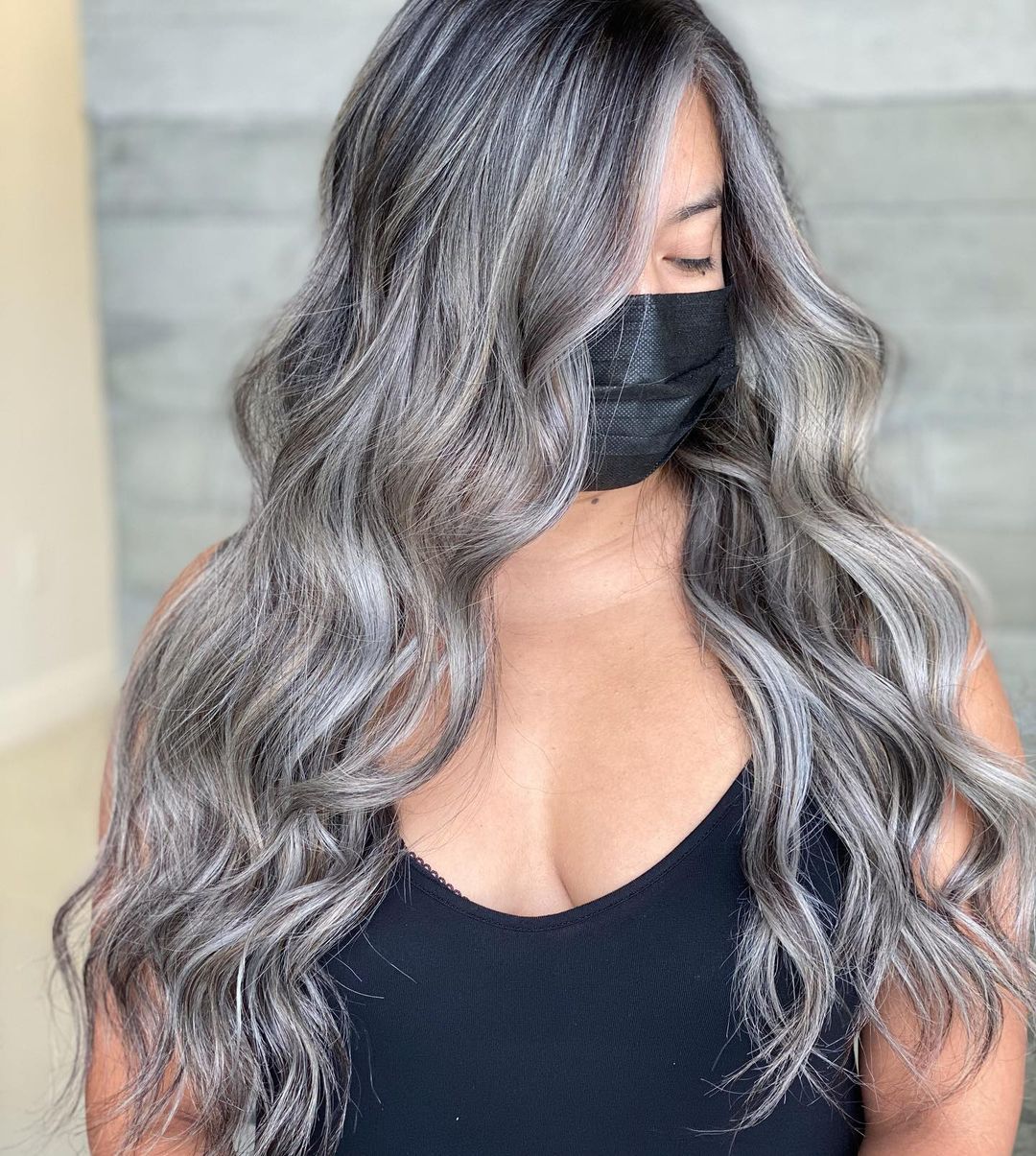 30-gray-and-038-silver-highlights-on-brown-hair-trending-light-and-038-dark-ideas Silver Waves on Ash Brown Hair