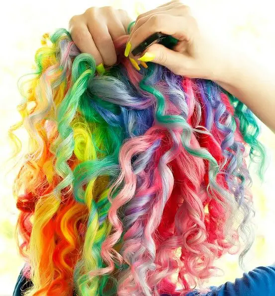 31-best-multicolored-hair-ideas-trending-styles-to-try Rainbow Curls