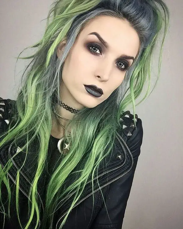 35-best-green-hair-ideas-trending-colors-to-try-in-2023 Ashy Green Hair