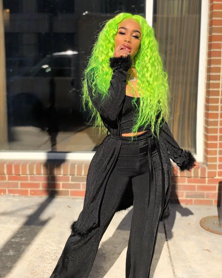 35-best-green-hair-ideas-trending-colors-to-try-in-2023 Neon Green