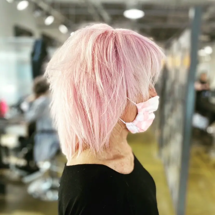 35-best-hairstyles-for-a-messy-bob-look Layered Candyfloss Bob