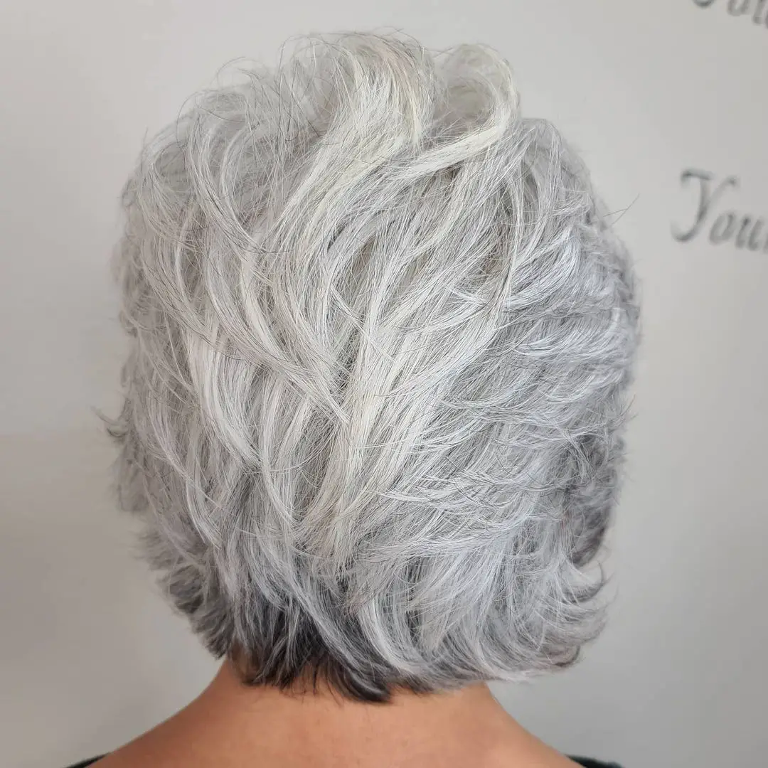 36-hairstyles-for-gorgeous-gray-hair Layers and Tapering
