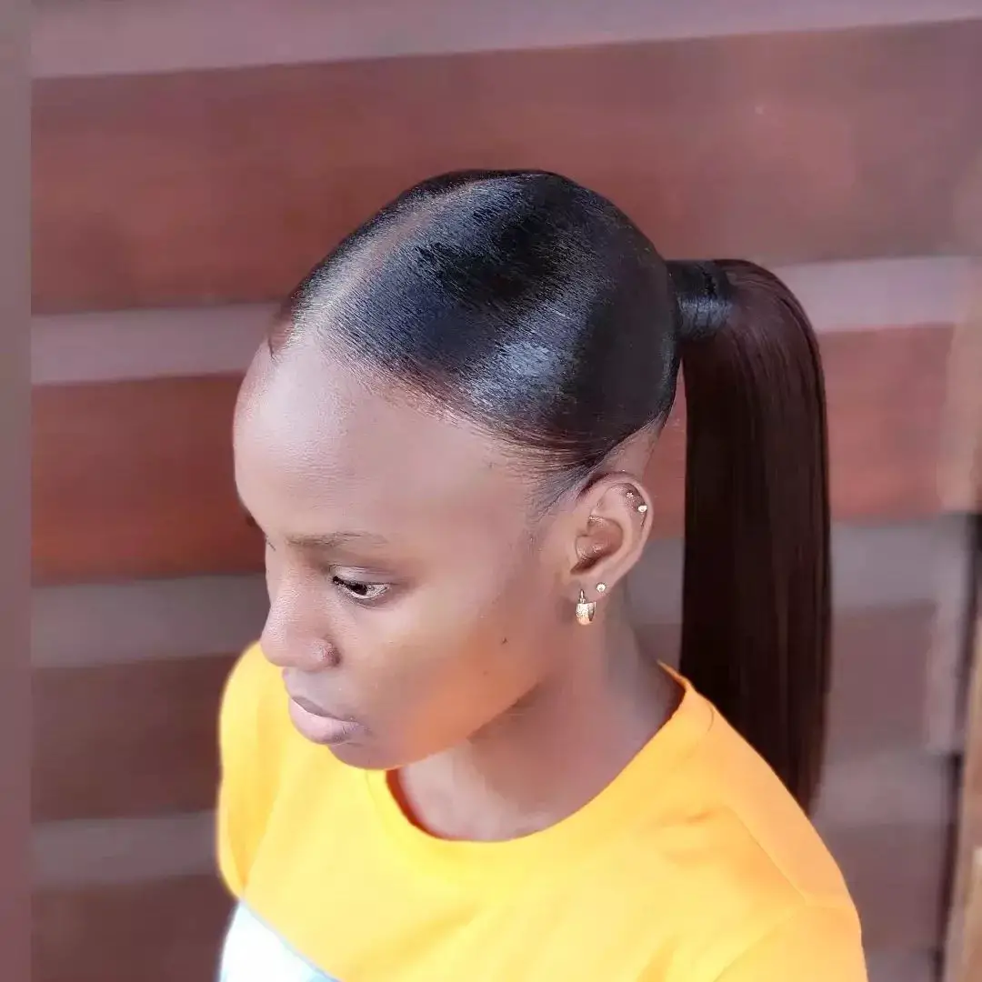 40-ponytail-hairstyles-for-black-women-braided-and-038-natural Low and Sleek