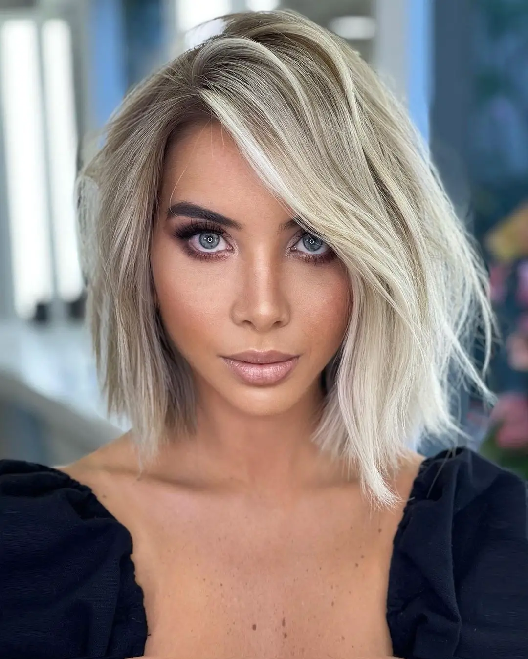 41-black-and-blonde-hair-ideas-highlights-to-rock-in-2023 Light Blond Balayage With Lob