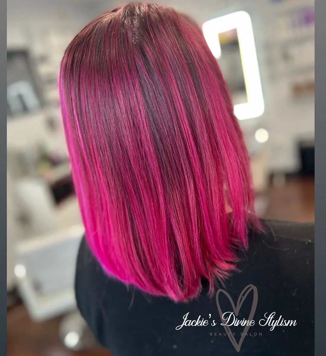 43-best-hairstyles-for-pink-hair Bright Bob