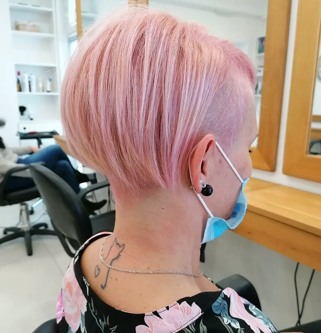 43-best-hairstyles-for-pink-hair Pastel Undercut