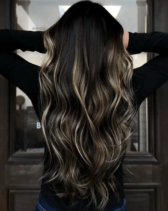 45-sexy-black-hair-ideas-trending-colors-to-try-in-2023 Balayage Highlights
