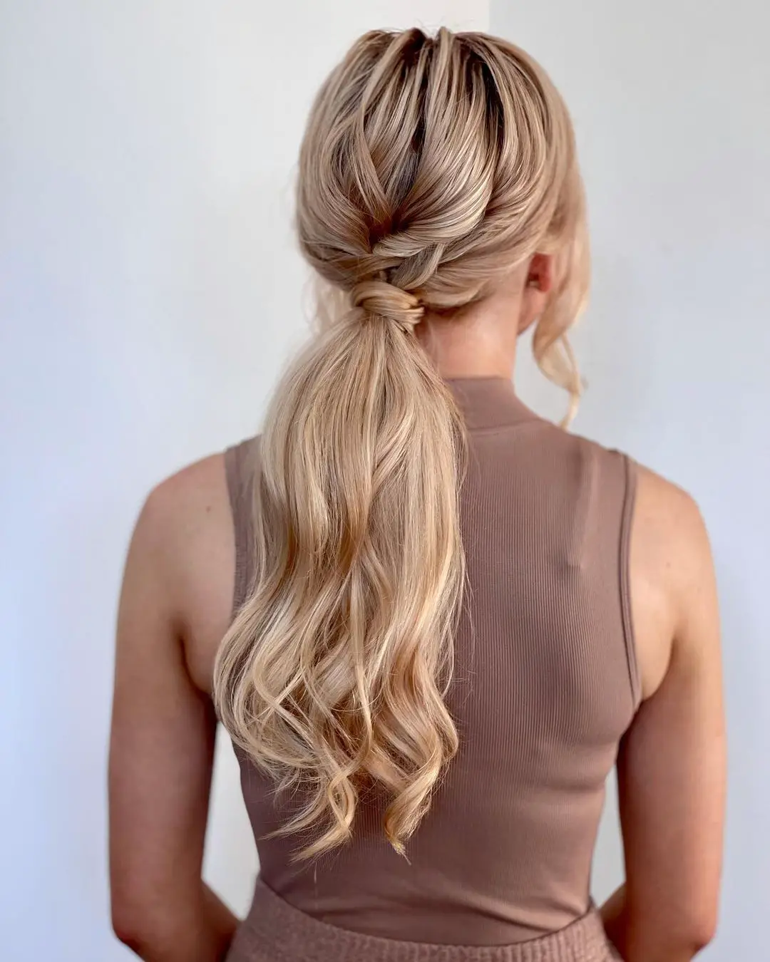 45-volumizing-haircuts-for-thin-long-hair-layers-and-038-bangs Low Ponytail with Twists
