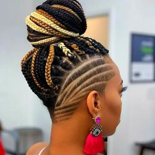 50-best-knotless-braid-hairstyles-trending-this-year Shaved Lines