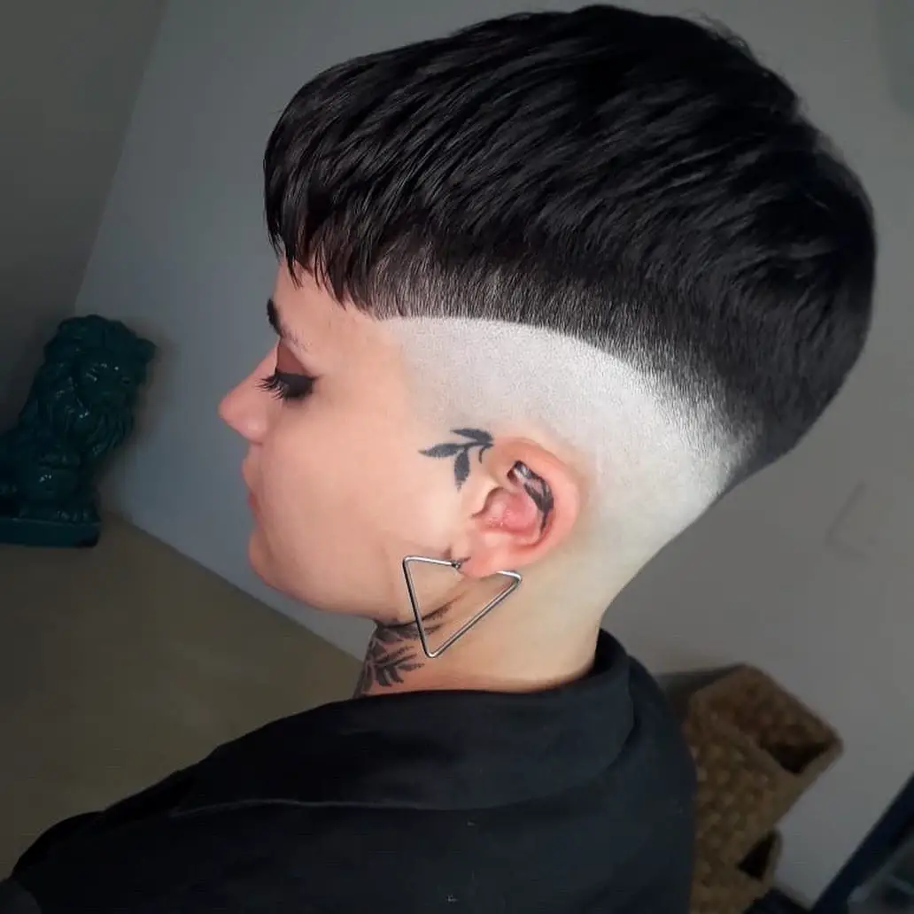 50-coolest-shaved-haircuts-for-women-short-back-and-038-sides Skin Fade Bowl Cut