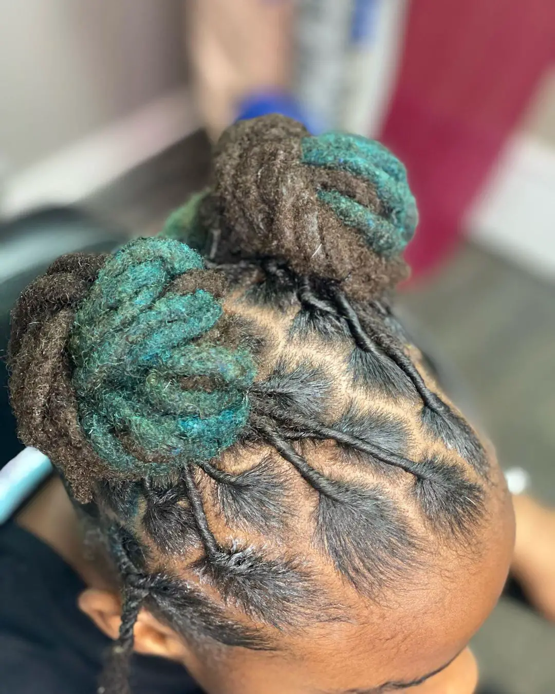 50-loc-styles-for-women-easy-starter-dreads-youand-8217-ll-love Blue Barrel Locs to Double Buns