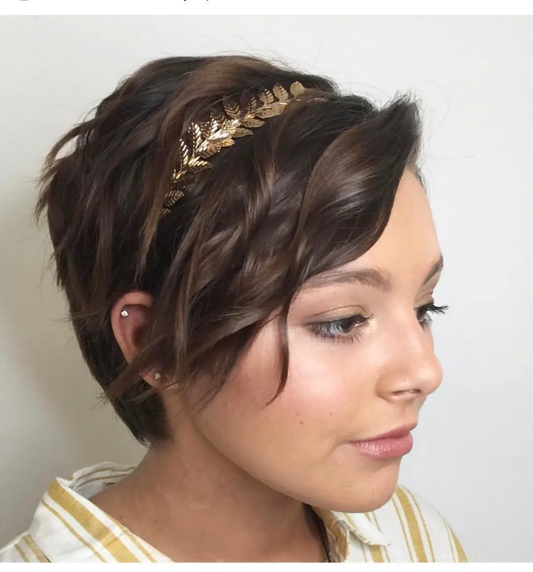 51-homecoming-prom-hairstyles-for-girls-with-short-hair Greek Princess