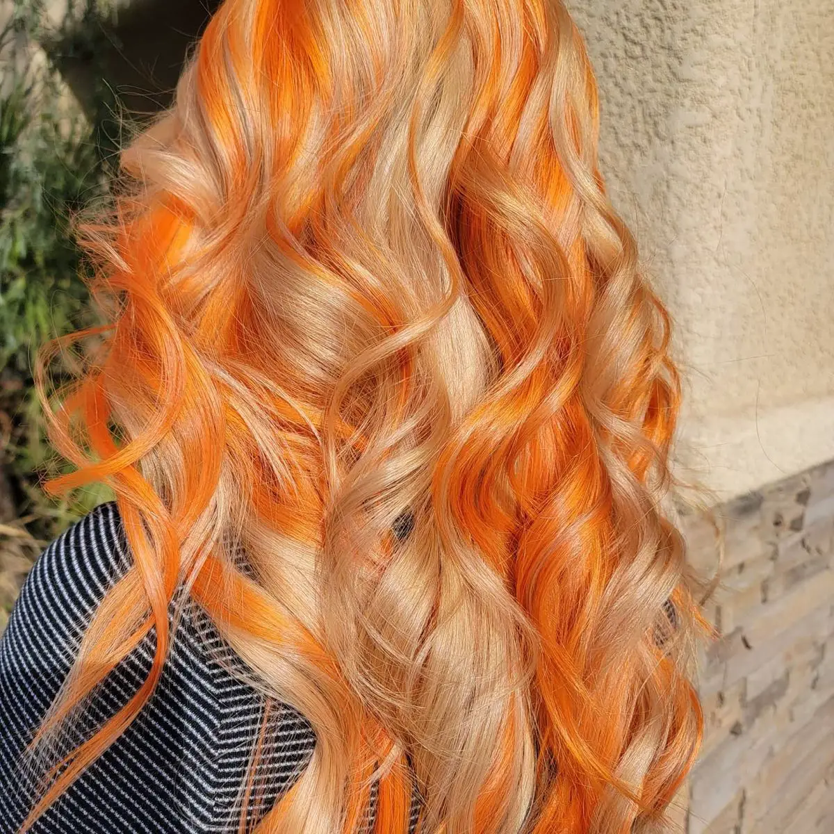 53-orange-hair-color-ideas-dark-burnt-red-orange-and-038-more Blonde And Orange