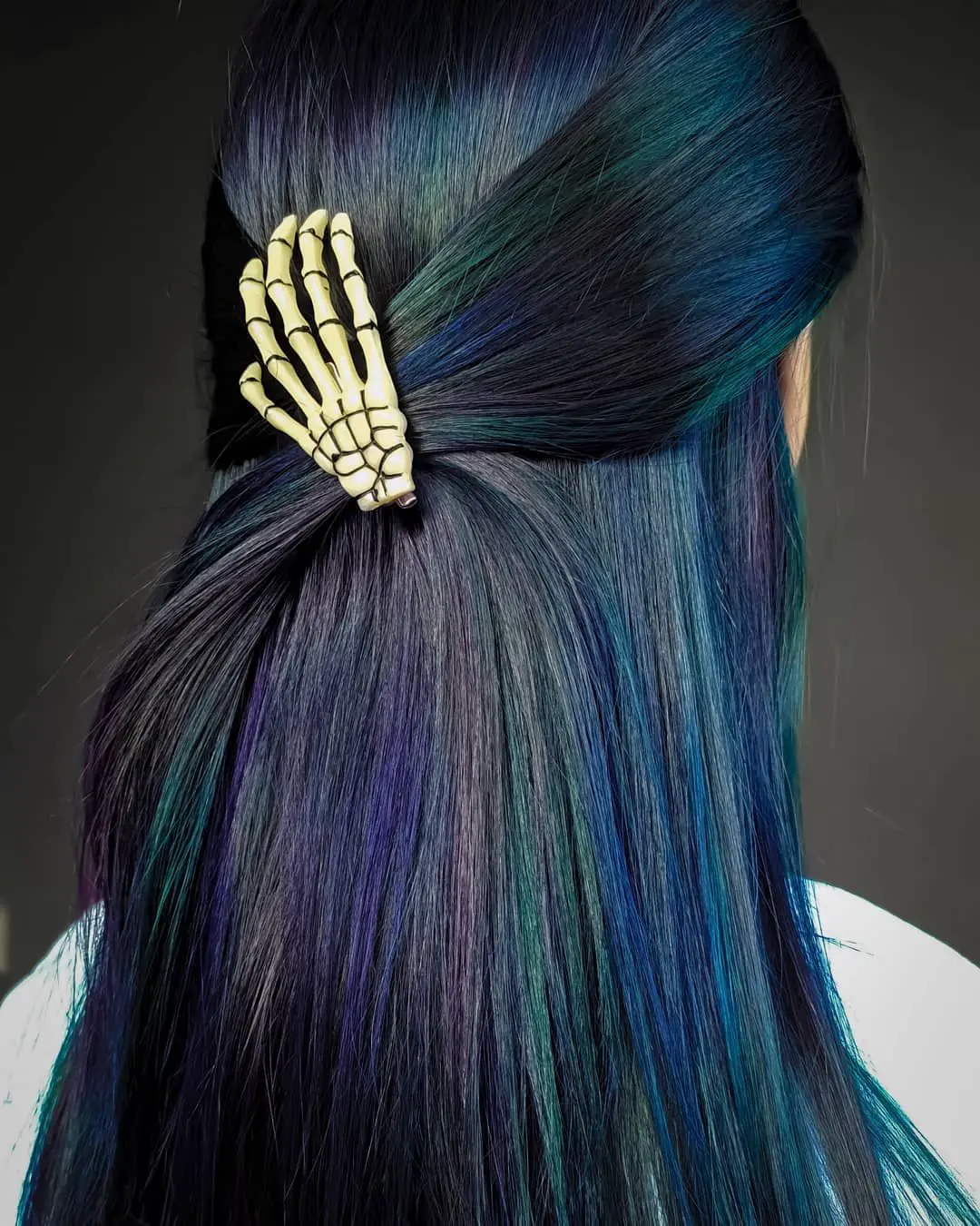 63-unique-blue-hair-ideas-light-and-038-dark-colors-to-try-in-2023 Dimensional Blue & Black Babylights