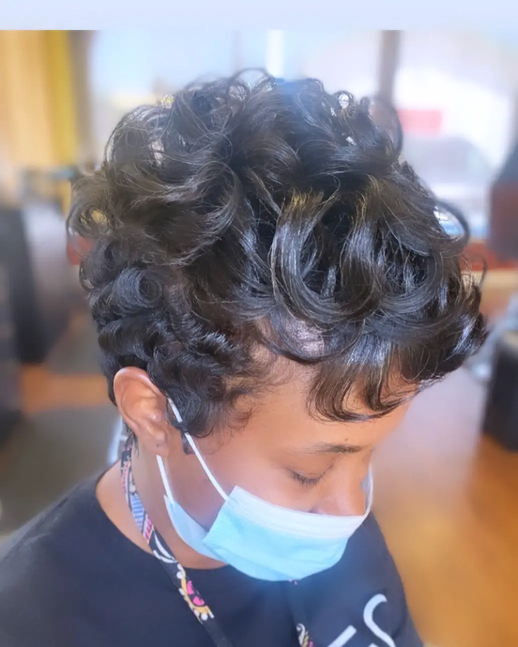 71-best-short-relaxed-hairstyles-for-black-women Short Curls with Longer Bangs