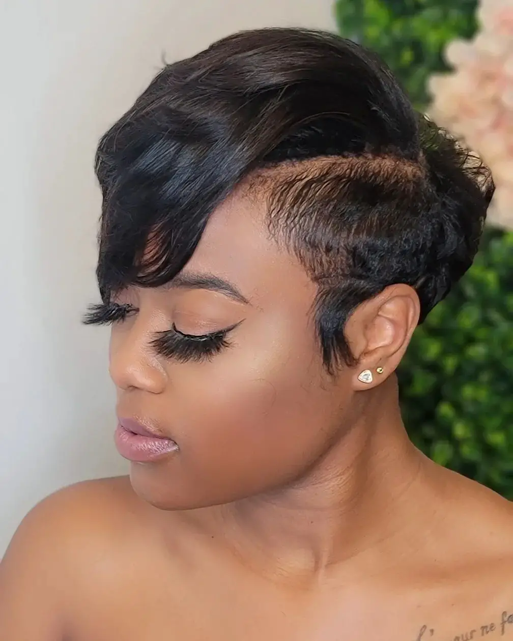 71-best-short-relaxed-hairstyles-for-black-women Short Tapered Pixie with Long Bangs