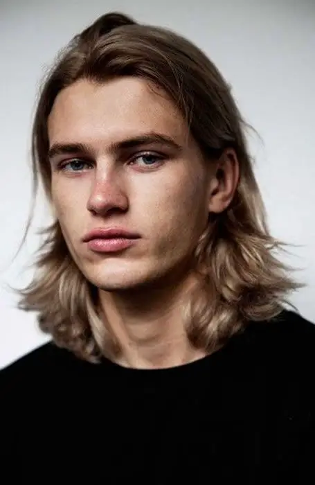 100-best-haircuts-for-men-trending-this-year Long Layers