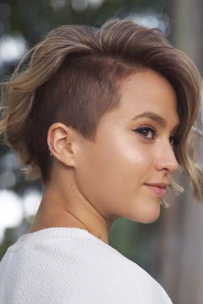 100-best-haircuts-for-women-trending-hairstyles-in-2023 Shaved Side