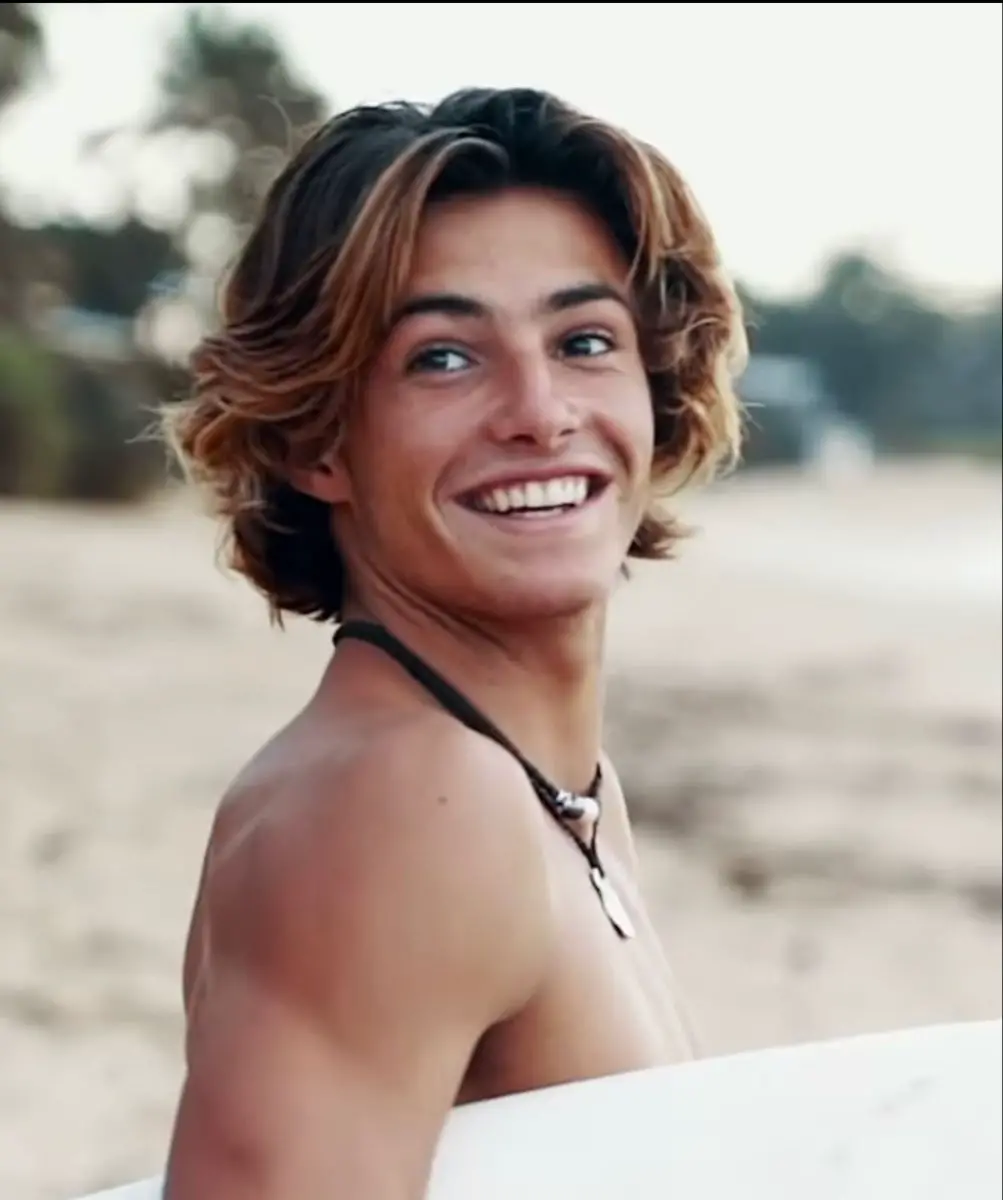 100-best-teenage-boys-haircuts-trending-this-year Surfer Waves