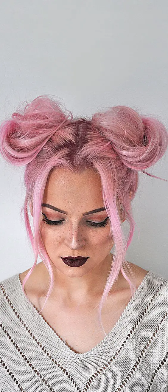 100-trendy-curtain-bangs-for-all-hair-types Space Buns With Curtains