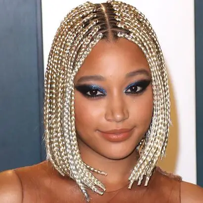 33-medium-box-braids-for-women-trending-this-year Blonde Box Braids