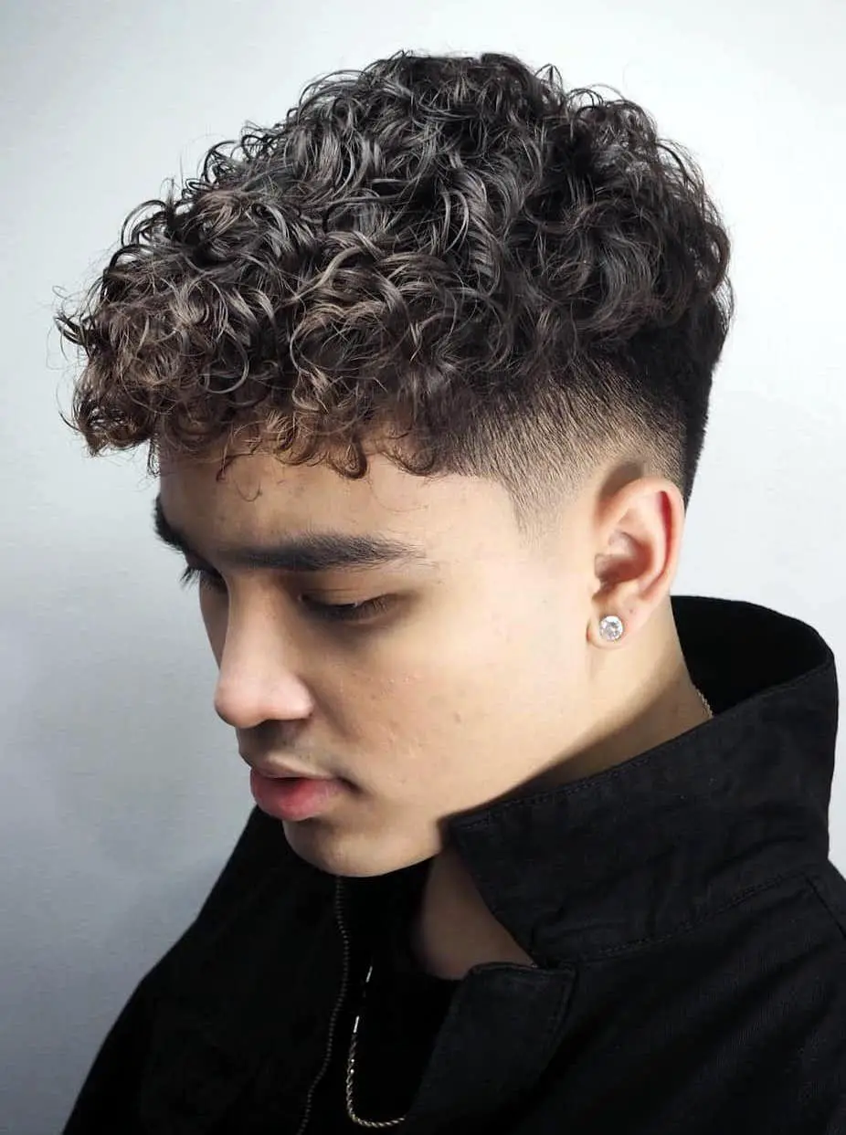 50-best-haircuts-for-men-with-thick-hair-trending-this-year Top Curls