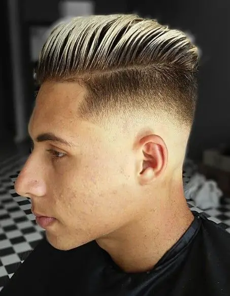 50-best-haircuts-for-men-with-thick-hair-trending-this-year Undercut