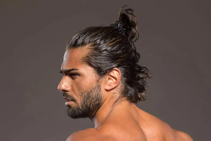 50-best-man-bun-hairstyles-trending-this-year Samurai Bun
