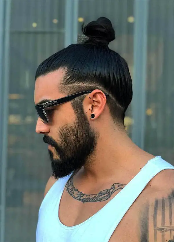 50-best-man-bun-hairstyles-trending-this-year Top Knot