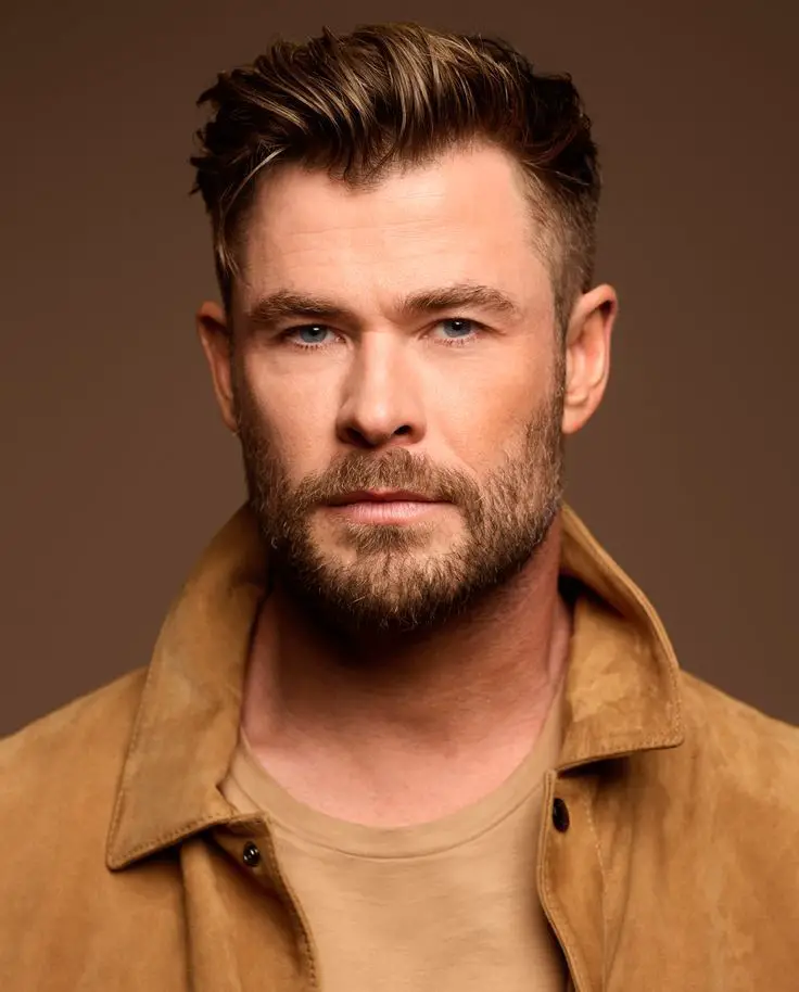 50-best-widows-peak-hairstyles-for-men-trending-this-year Chris Hemsworth’s Full Quiff