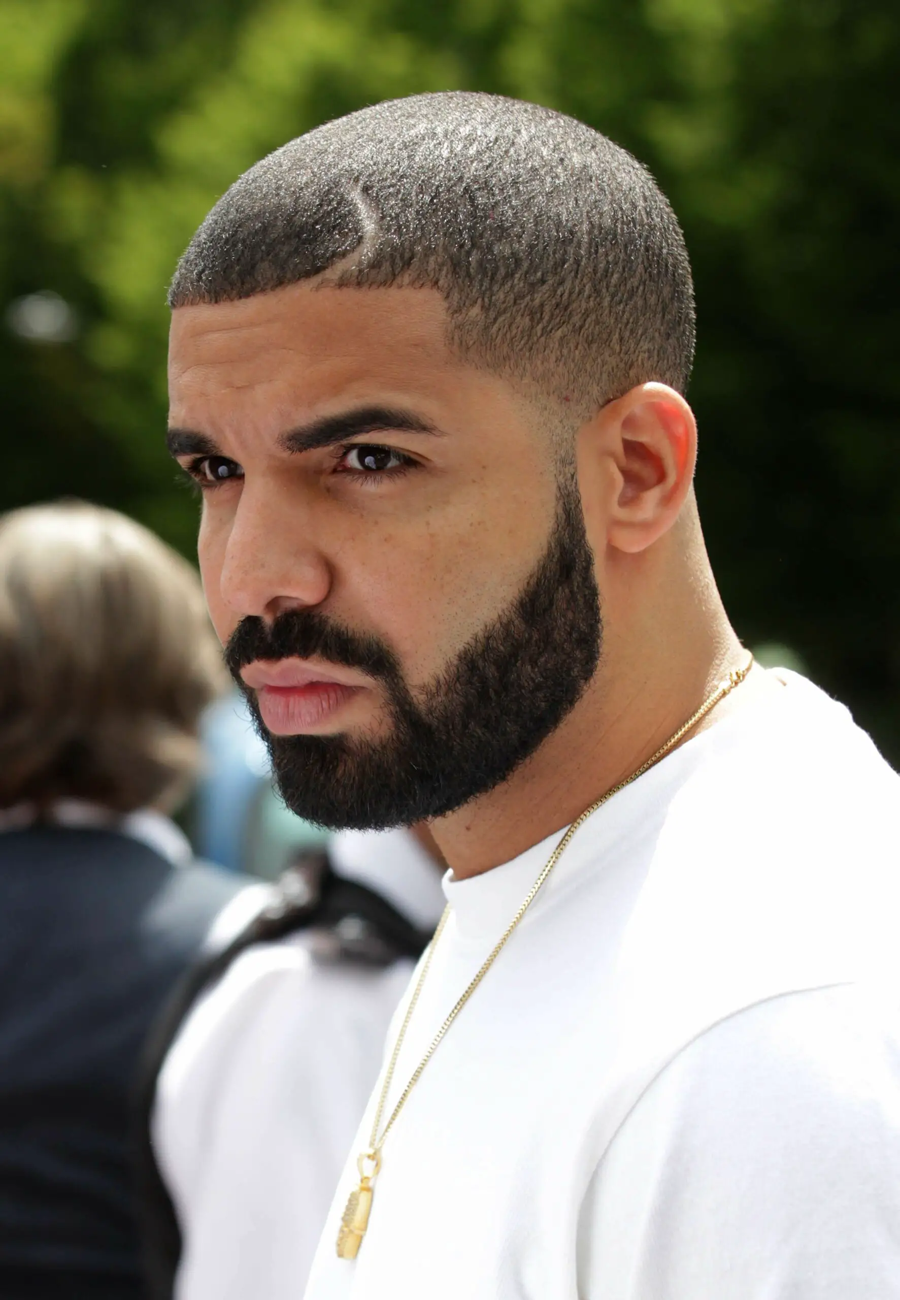 50-masculine-buzz-cut-examples-for-men-trending-this-year Drake Buzz Cut