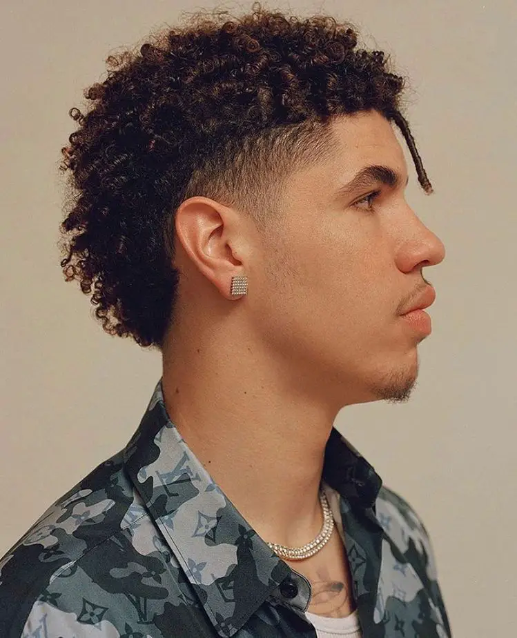 75-modern-mullet-haircut-ideas-for-men-trending-this-year Curly Tendril