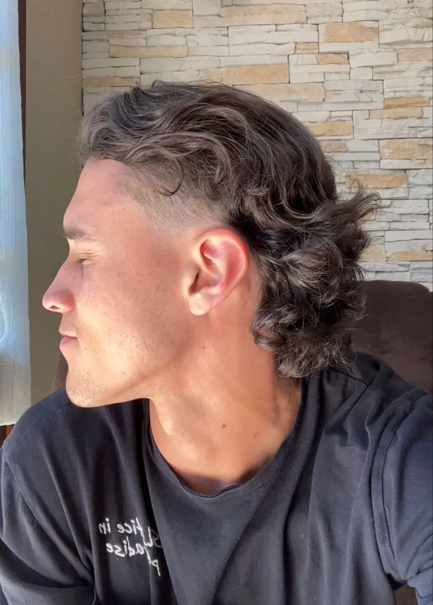 75-modern-mullet-haircut-ideas-for-men-trending-this-year Hair Tendrils