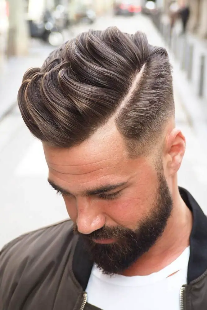 75-volumizing-hairstyle-ideas-for-men-with-thin-hair Deep Side Part
