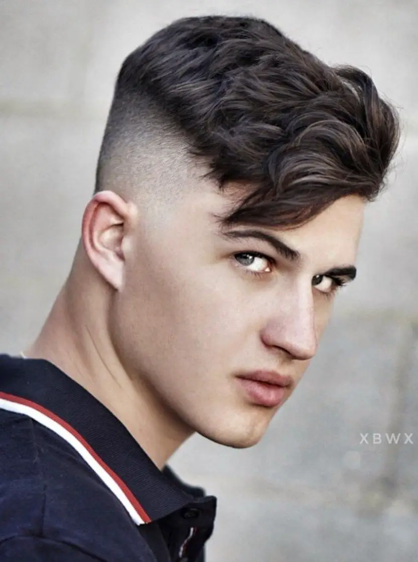 75-volumizing-hairstyle-ideas-for-men-with-thin-hair Shaved Sides